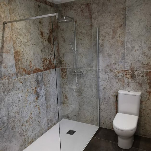 Douche italienne, toilette - Florian Chêne Chauffage